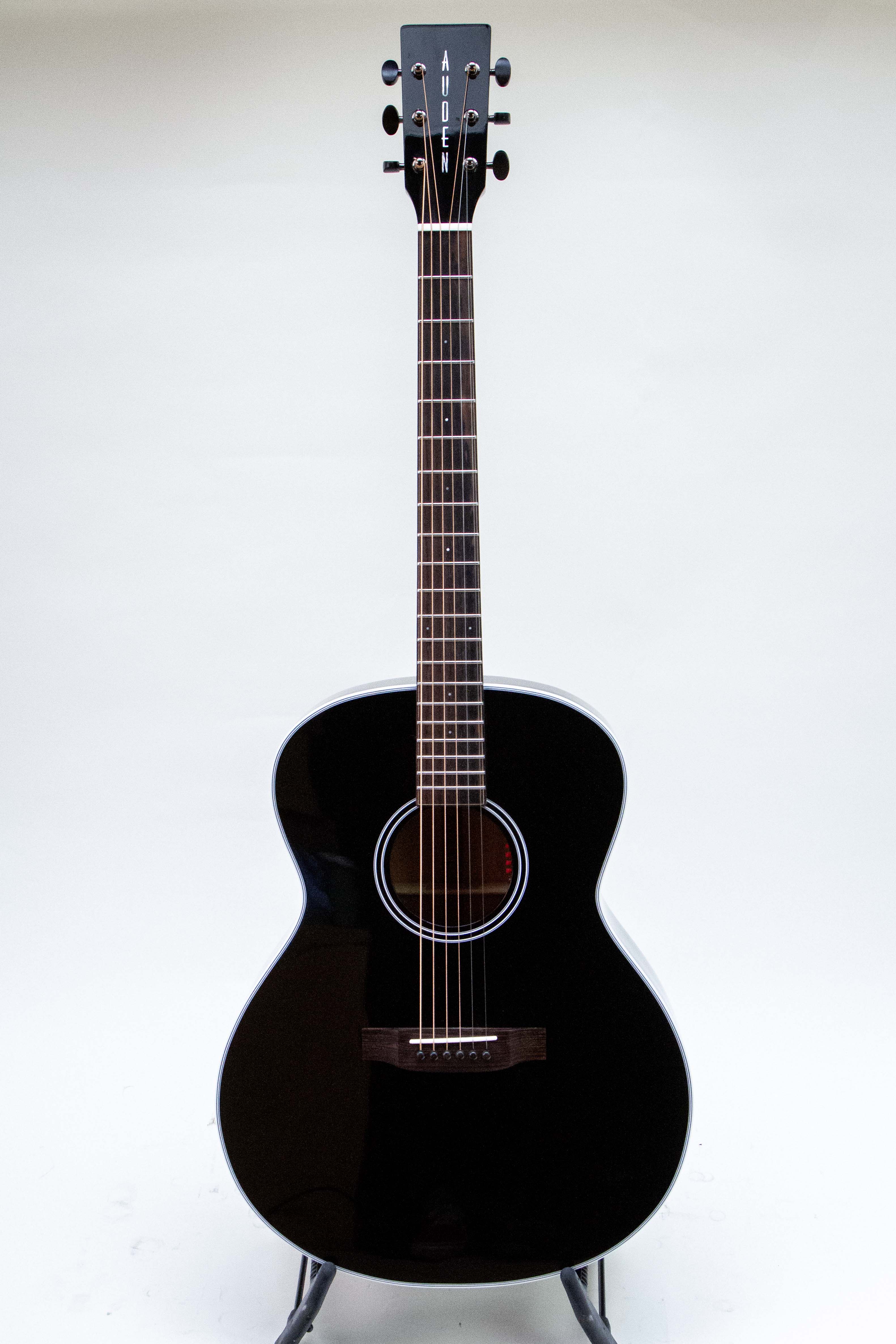 Auden Black Series Austin - Spruce Full Body - Regent Sounds