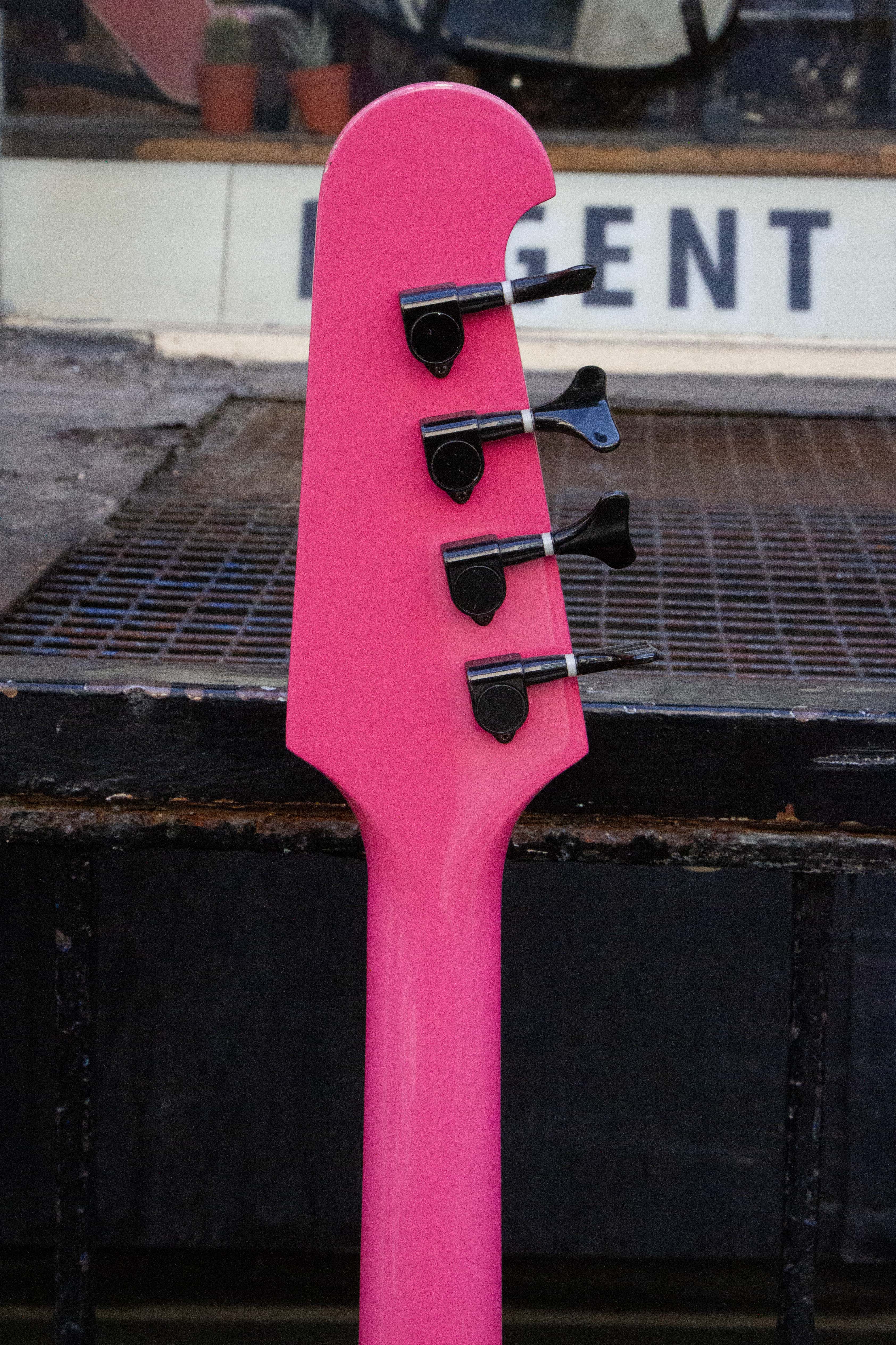 Epiphone Thunderbird Bass Hot Pink - Regent Sounds