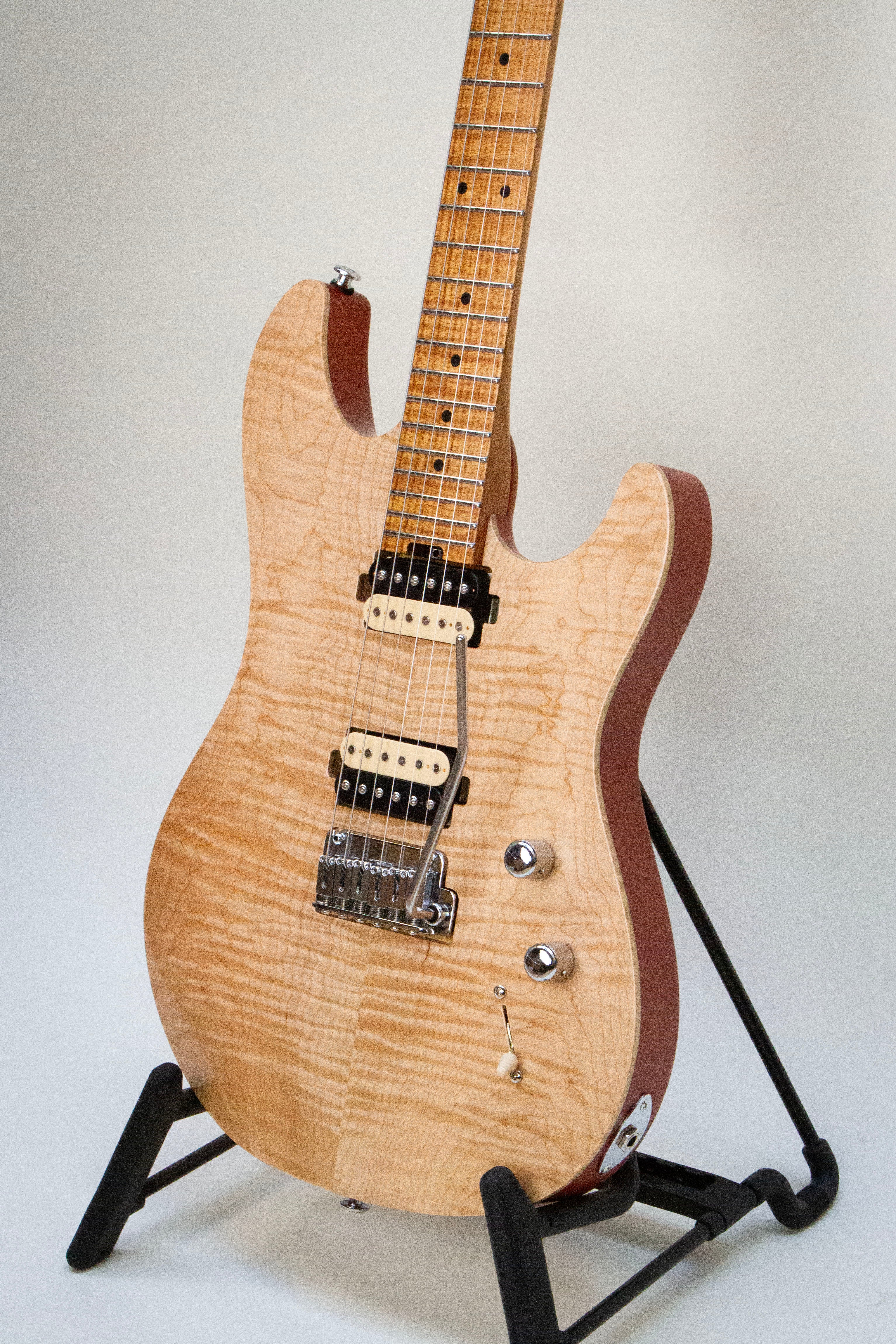 Gordon Smith Geist Launch Edition, Natural - 24813 - Regent Sounds