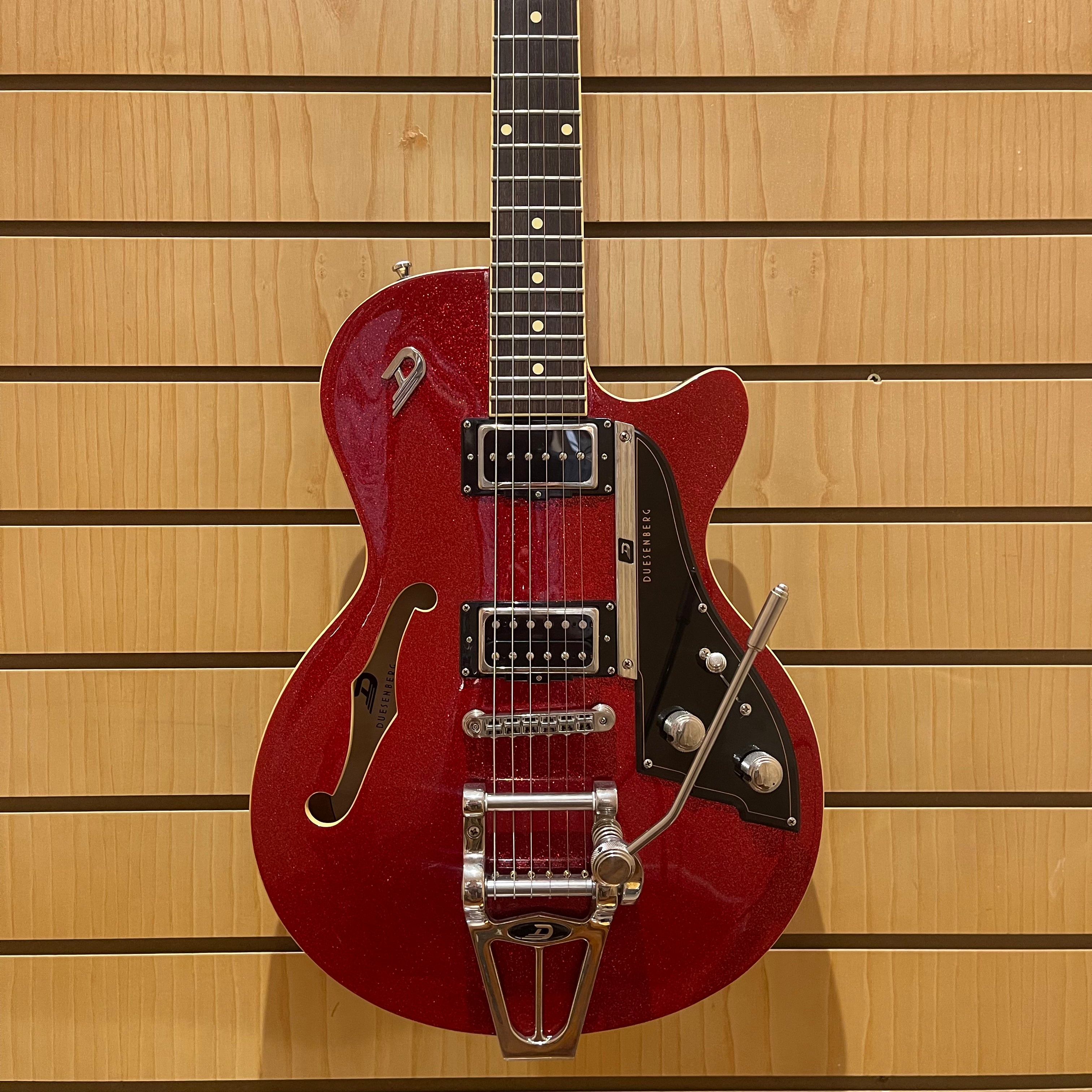 Duesenberg Starplayer TV Red Sparkle Second Hand - Regent Sounds
