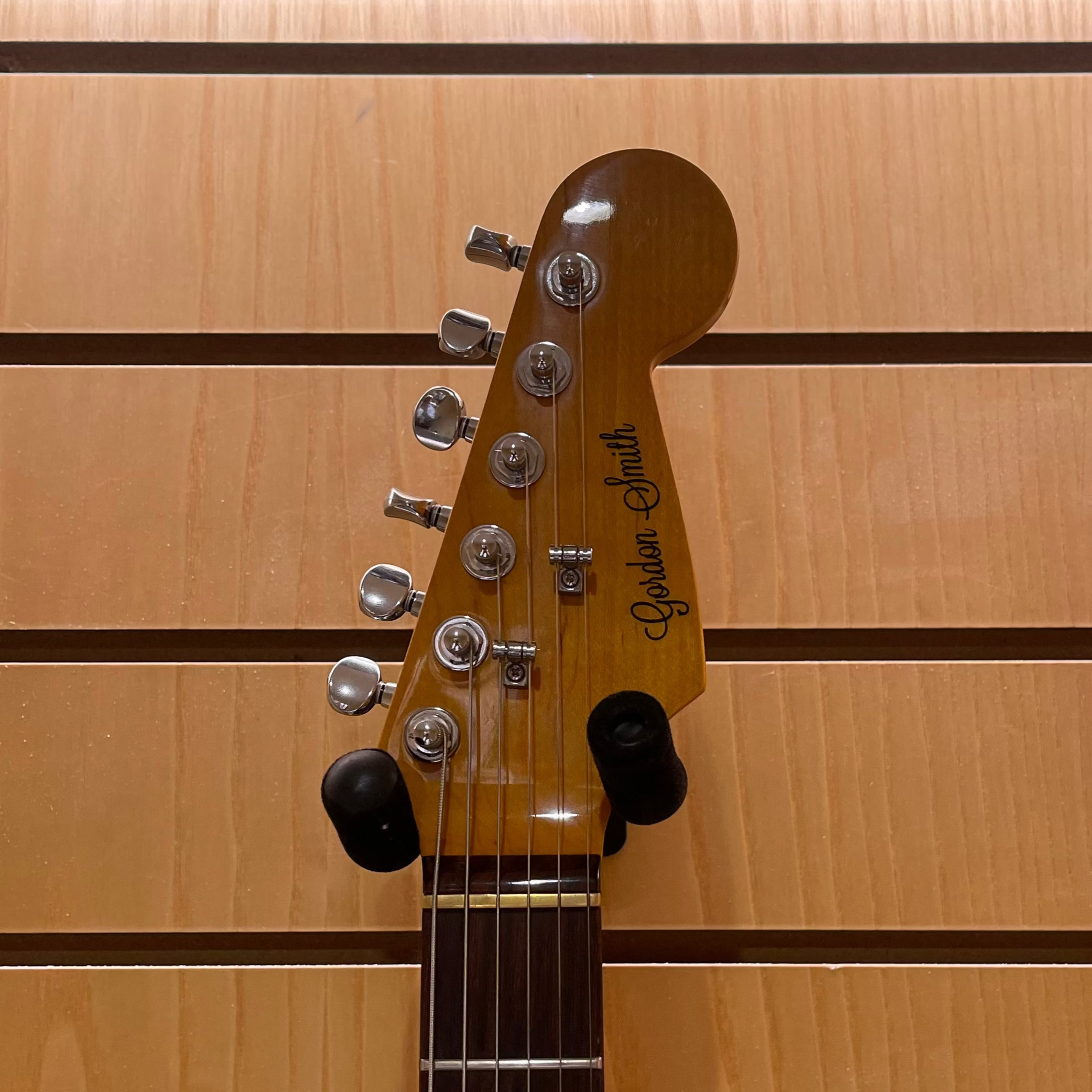 Gordon Smith Classic S White Second Hand Headstock