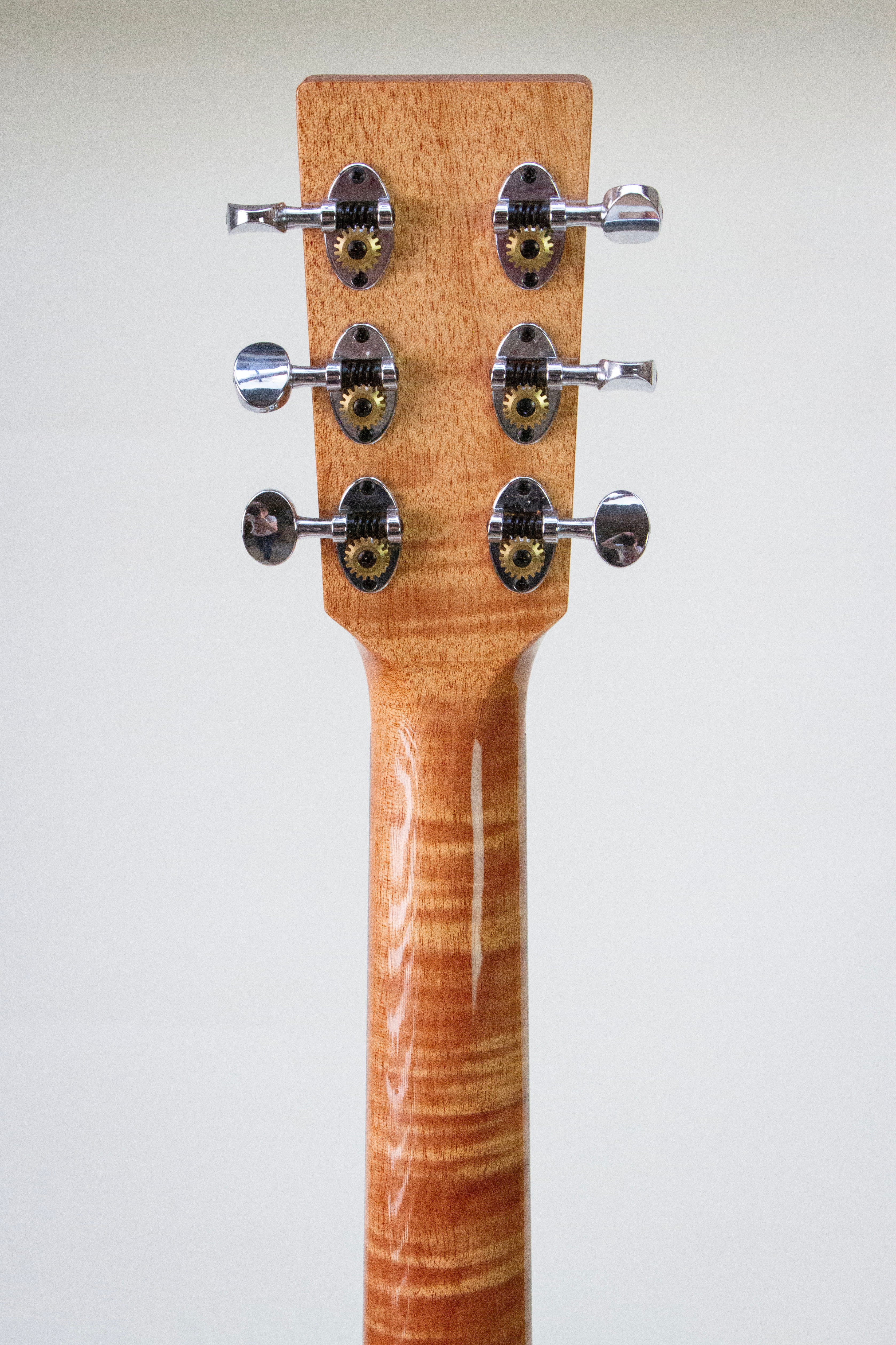 Auden Artist Series Chester Left Hand - Full Body - Regent Sounds