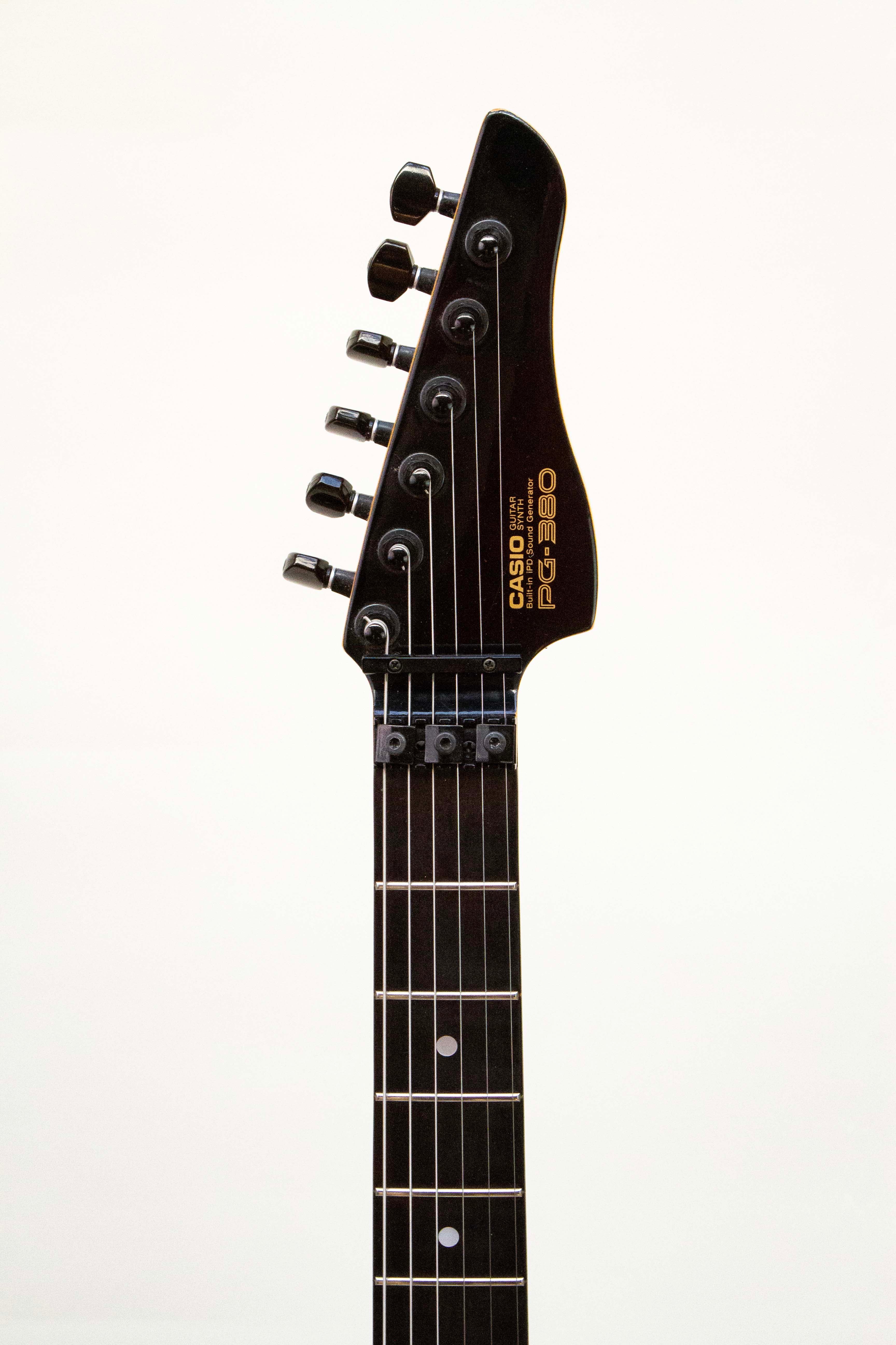 Casio PG-380 Black - Regent Sounds