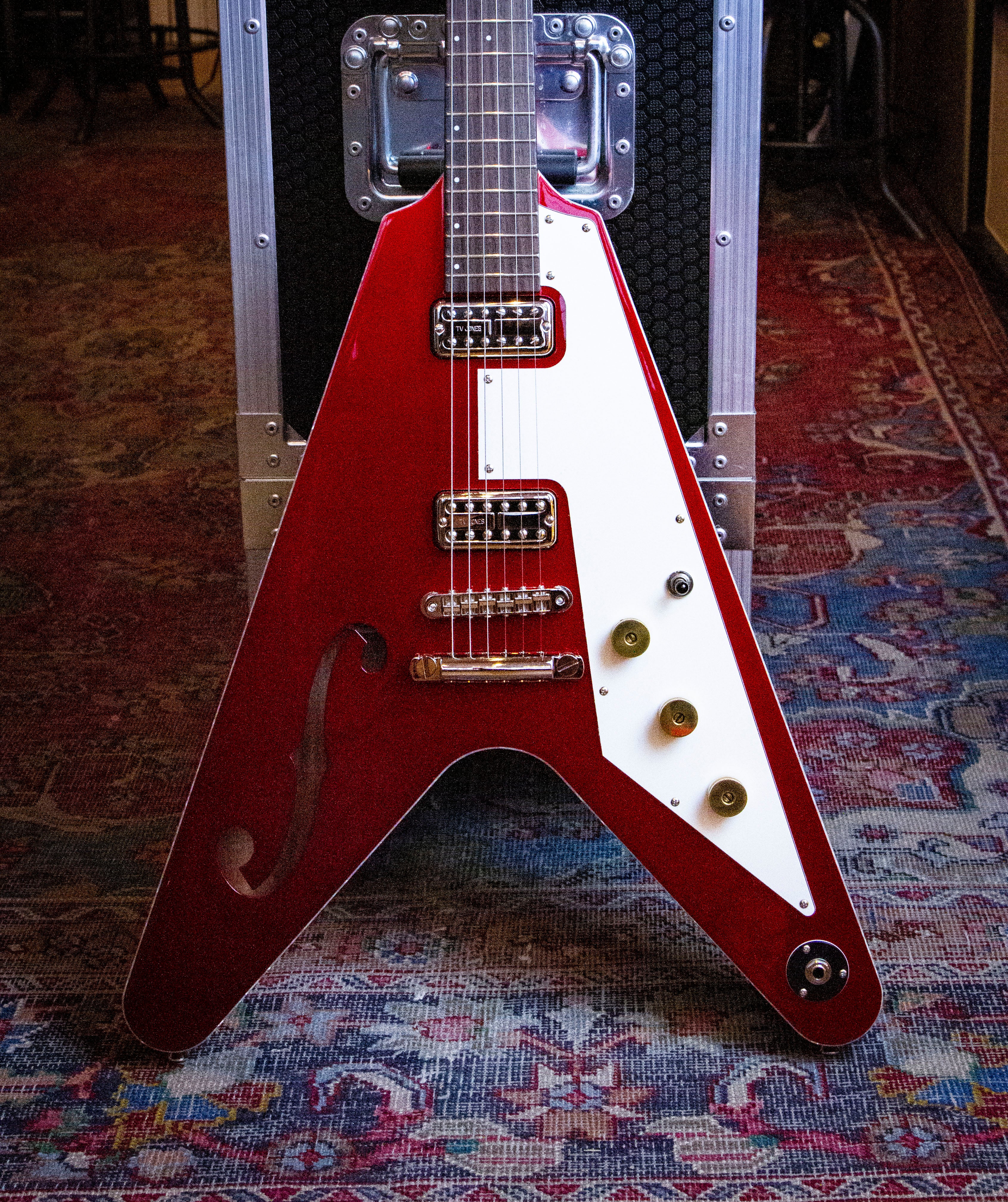 Blast Cult Hollow Vee Red - Regent Sounds