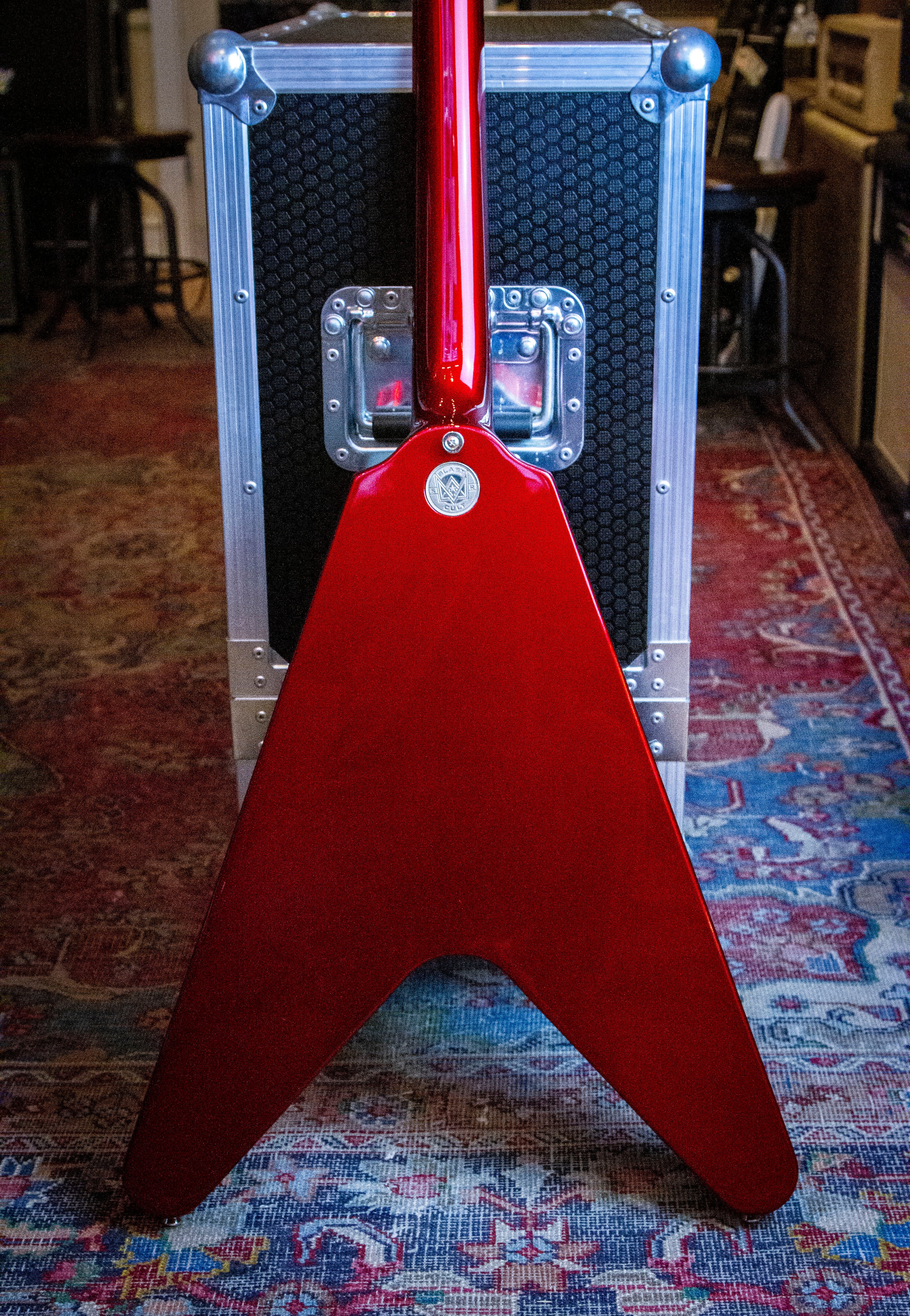 Blast Cult Hollow Vee Red - Regent Sounds